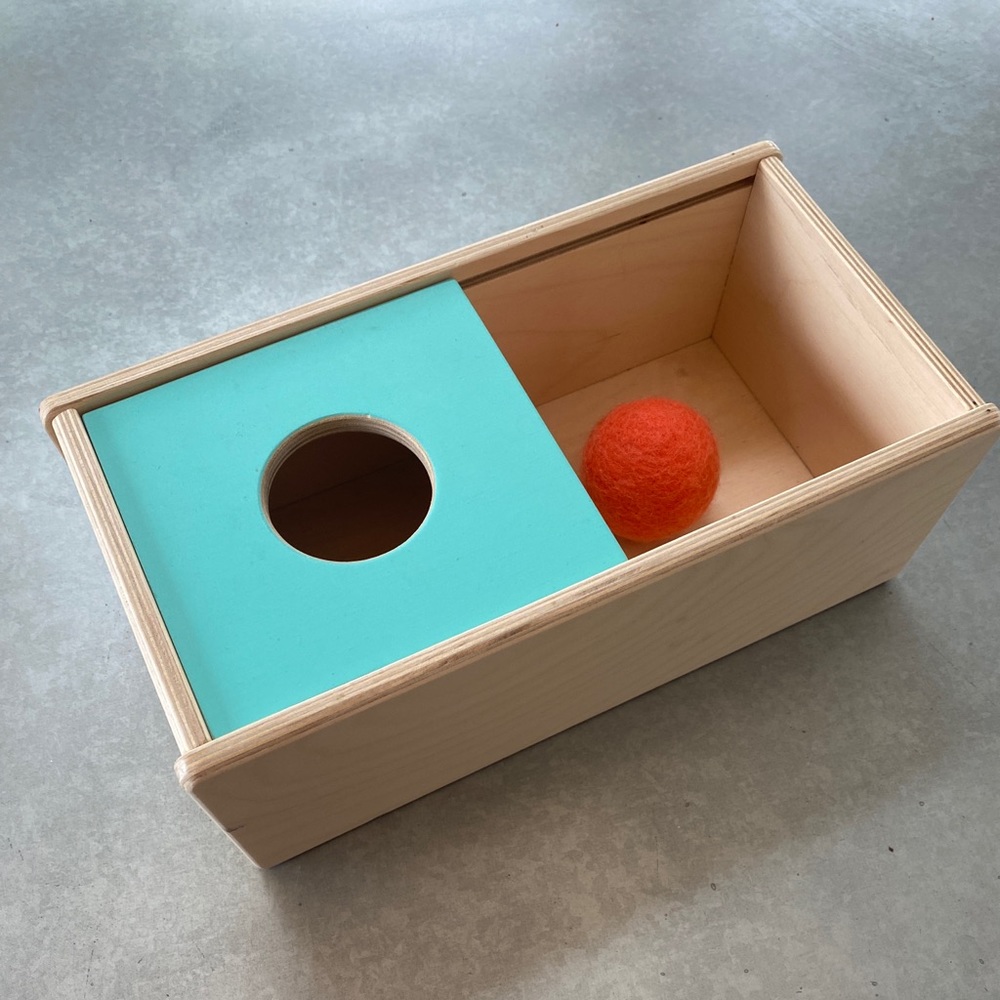 Lovevery Montessori sliding top box
